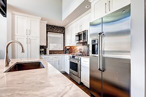 The Pines Lodge, A RockResort