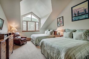 The Pines Lodge, A RockResort