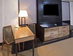 The Pines Lodge, A RockResort