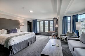 The Pines Lodge, A RockResort