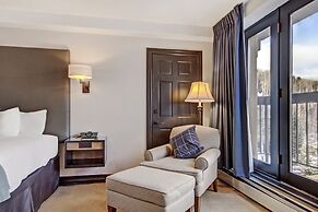 The Pines Lodge, A RockResort