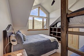 The Pines Lodge, A RockResort