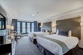 The Pines Lodge, A RockResort