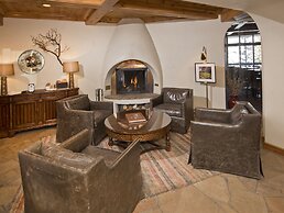 The Pines Lodge, A RockResort