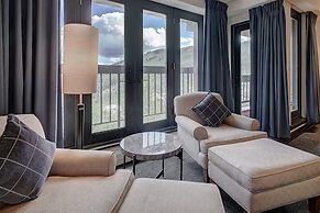 The Pines Lodge, A RockResort