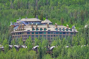 The Pines Lodge, A RockResort
