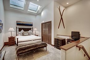 The Pines Lodge, A RockResort