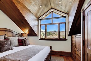 The Pines Lodge, A RockResort