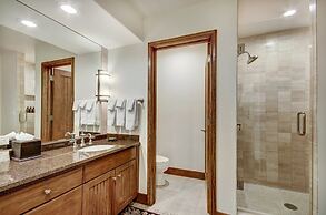 The Pines Lodge, A RockResort