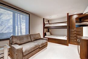 The Pines Lodge, A RockResort