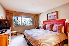 The Pines Lodge, A RockResort