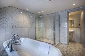 The Three Swans Hotel, Hungerford, Berkshire