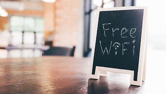 Studios and Suites 4 Less Emporia