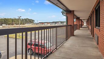 Studios and Suites 4 Less Emporia