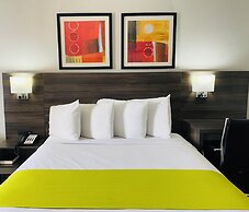 Days Inn by Wyndham Irving Grapevine DFW Airport North