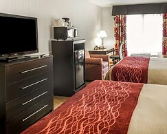 Quality Inn & Suites Farmington