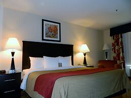 Quality Inn & Suites Farmington