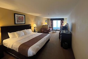 Quality Inn & Suites Farmington