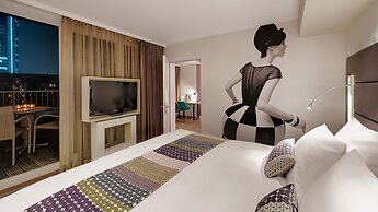 Hotel Indigo Düsseldorf - Victoriaplatz by IHG