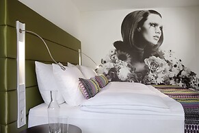Hotel Indigo Düsseldorf - Victoriaplatz by IHG
