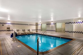 La Quinta Inn & Suites by Wyndham Emporia