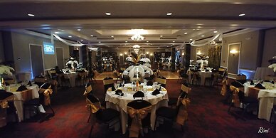 Ramada Hotel & Conference Center by Wyndham Jacksonville