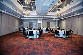 Ramada Hotel & Conference Center by Wyndham Jacksonville