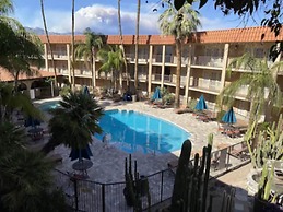 DoubleTree Suites by Hilton Tucson - Williams Center