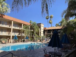 DoubleTree Suites by Hilton Tucson - Williams Center