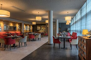 Hilton Geneva Hotel and Conference Centre