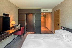 Hilton Geneva Hotel and Conference Centre