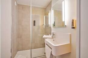 B&B HOTEL Rosny-sous-Bois Paris Est