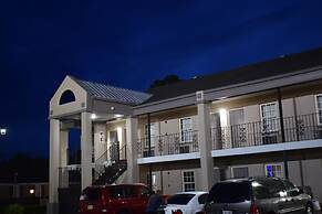 Econo Lodge at the University