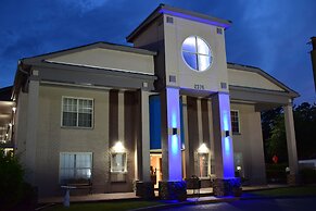 Econo Lodge at the University