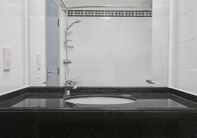 Leonardo Hotel East Midlands Airport