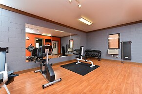 Antler Lodge - Gardiner MT