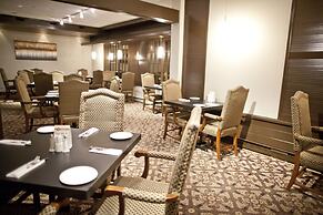 Ramada by Wyndham Pinewood Park Resort North Bay