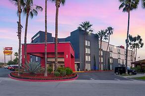 Best Western Plus Commerce Hotel