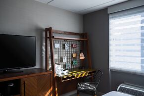 Renaissance Minneapolis Bloomington Hotel