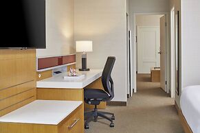 Renaissance Chicago Glenview Suites Hotel