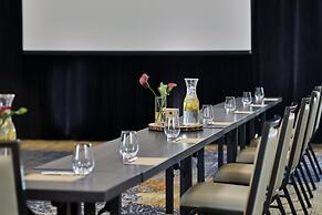 Renaissance Chicago Glenview Suites Hotel