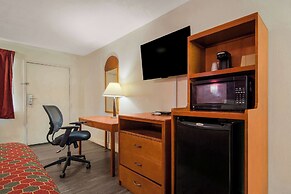 Econo Lodge Goldsboro Hwy 70