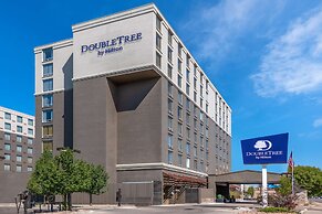 DoubleTree by Hilton Denver Cherry Creek