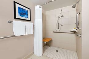 DoubleTree by Hilton Denver Cherry Creek