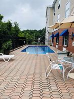 Comfort Inn & Suites Sturbridge - Brimfield