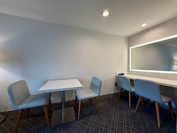 Comfort Inn & Suites Sturbridge - Brimfield