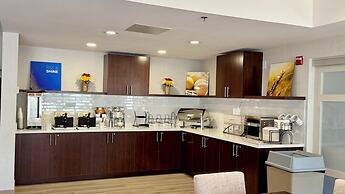 Comfort Inn & Suites Sturbridge - Brimfield