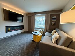 Comfort Inn & Suites Sturbridge - Brimfield