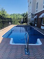 Comfort Inn & Suites Sturbridge - Brimfield