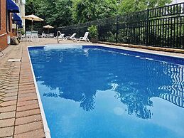 Comfort Inn & Suites Sturbridge - Brimfield
